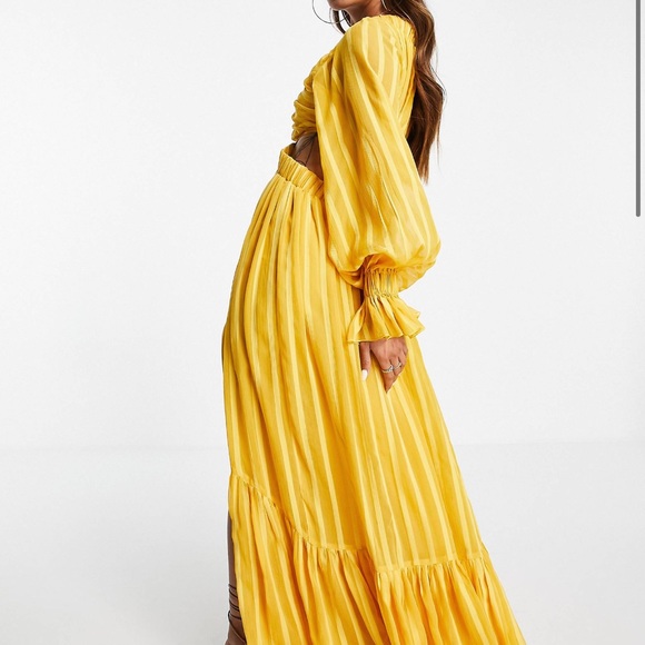 ASOS DESIGN plunge maxi dress with cut out detail - Picture 3 of 11